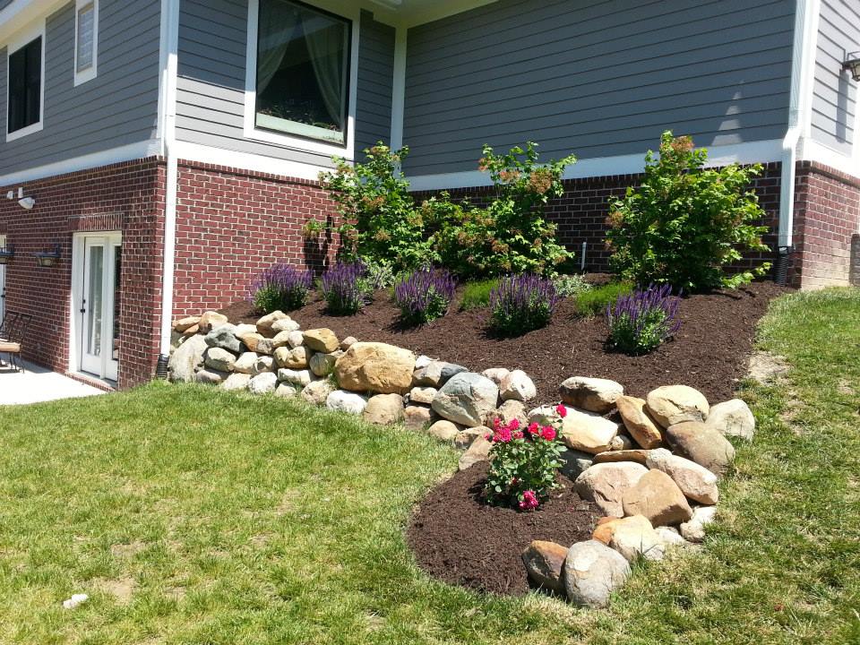 Fishers Indiana Mulch Installation