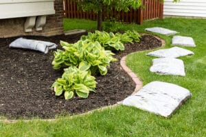 4 Benefits of Fall Cleanup & Fresh Mulch